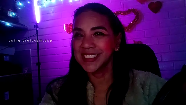 MiiaVelasquez online show from February 13, 2026, 4:45 am