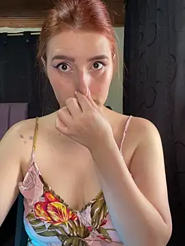 Snapshot of CoraVibes chatting on October 30, 2025, 12:03 pm CoraVibes online show from October 30, 2025, 12:03 pm