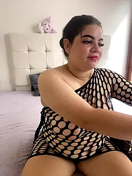 Kuromy x online show from October 4, 2025, 5:03 pm