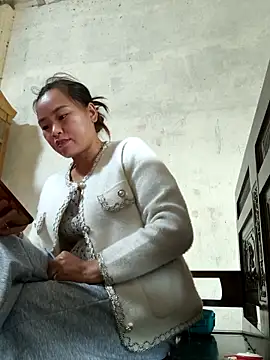 Snapshot of bany-xx chatting on November 6, 2025, 3:10 am bany-xx online show from November 6, 2025, 3:10 am