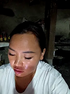 Snapshot of bany-xx chatting on November 11, 2025, 4:07 am bany-xx online show from November 11, 2025, 4:07 am