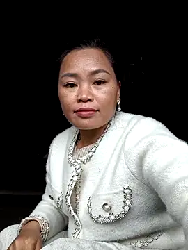 Snapshot of bany-xx chatting on November 22, 2025, 4:22 am bany-xx online show from November 22, 2025, 4:22 am