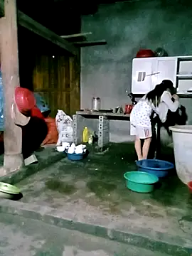 Snapshot of bany-xx chatting on October 9, 2025, 10:43 pm bany-xx online show from October 9, 2025, 10:43 pm