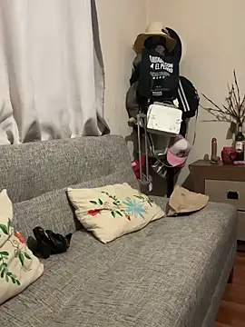 LaGueraDelMar online show from October 11, 2025, 1:06 am