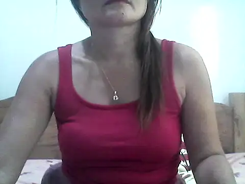 nathalie0045 online show from March 31, 2026, 4:47 am