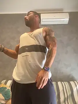 GmGit online show from September 26, 2025, 9:16 am