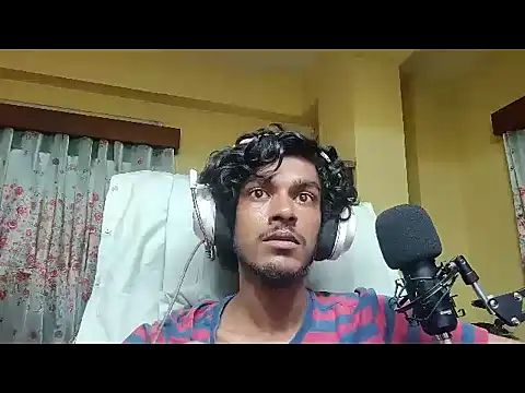 Snapshot of thecatfish chatting on September 16, 2025, 5:14 pm thecatfish online show from September 16, 2025, 5:14 pm