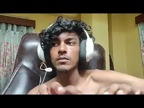 Snapshot of thecatfish chatting on September 26, 2025, 7:10 pm thecatfish online show from September 26, 2025, 7:10 pm