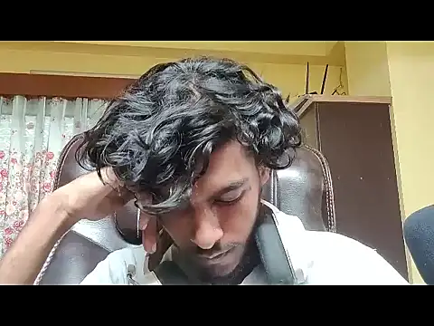 Snapshot of thecatfish chatting on September 13, 2025, 5:29 am thecatfish online show from September 13, 2025, 5:29 am