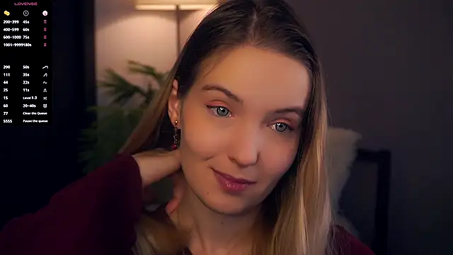 Snapshot of HongTomczak chatting on October 22, 2025, 6:13 am HongTomczak online show from October 22, 2025, 6:13 am