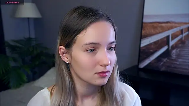 Snapshot of HongTomczak chatting on September 18, 2025, 7:22 am HongTomczak online show from September 18, 2025, 7:22 am