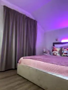 SugarDanger online show from November 28, 2025, 5:07 am