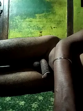 TSPRAJ0 online show from October 28, 2025, 6:29 pm