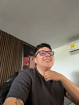 IanGilbert online show from November 5, 2025, 6:00 pm