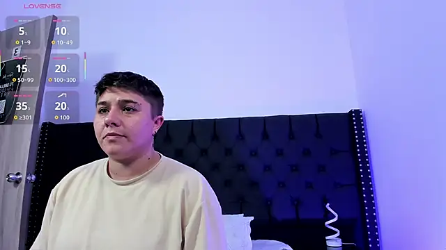 IanGilbert online show from November 7, 2025, 8:02 pm