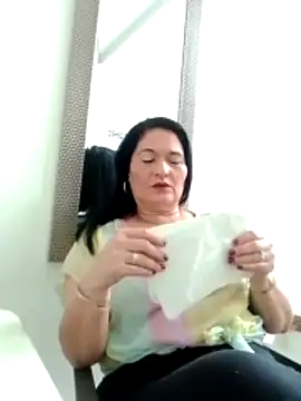 Lenacorbet online show from November 11, 2025, 7:08 pm