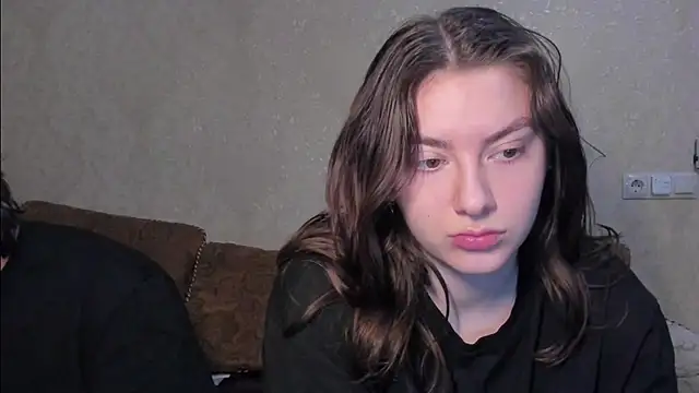 muuur fam online show from December 15, 2025, 9:53 pm