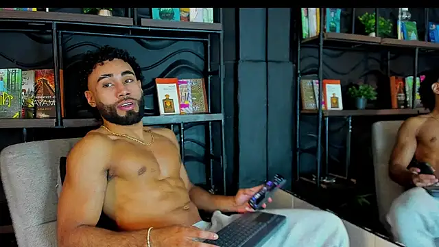 luca flame online show from September 9, 2025, 2:15 pm