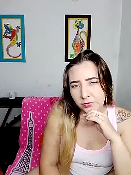 isabella lovem online show from November 9, 2025, 6:17 am