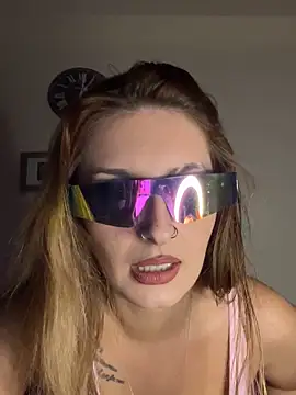 Sexy Bulgarian woman online show from September 13, 2025, 9:59 pm