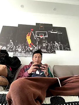 YJBJ258258 online show from December 3, 2025, 7:52 am