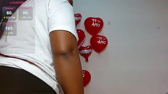 Kayla21  online show from February 12, 2026, 1:11 pm