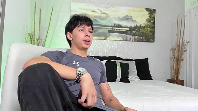 Tyler durten online show from October 7, 2025, 3:40 am