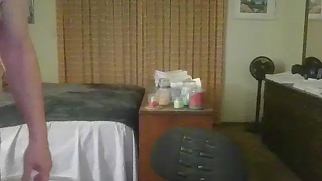 Snapshot of camminmichaellll chatting on January 7, 2026, 1:43 am camminmichaellll online show from January 7, 2026, 1:43 am