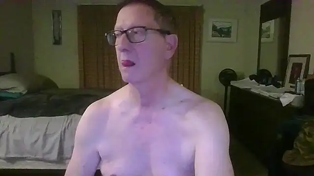 Snapshot of camminmichaellll chatting on February 7, 2026, 3:47 am camminmichaellll online show from February 7, 2026, 3:47 am