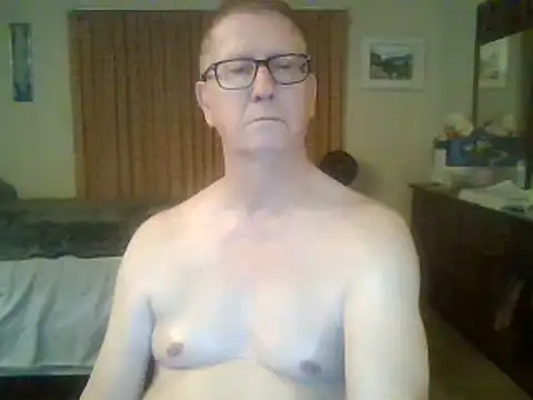 Snapshot of camminmichaellll chatting on January 7, 2025, 6:05 am camminmichaellll online show from January 7, 2025, 6:05 am