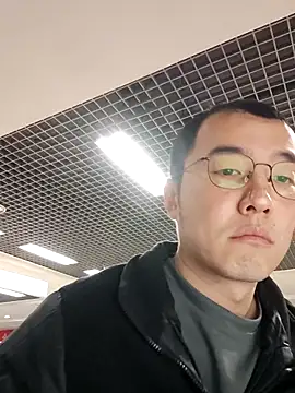 nnnnnan9527 online show from February 6, 2026, 1:56 am