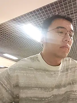 nnnnnan9527 online show from September 28, 2025, 2:07 am