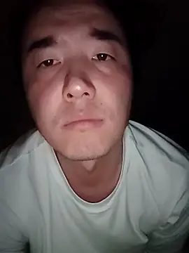 nnnnnan9527 online show from December 5, 2025, 4:27 pm