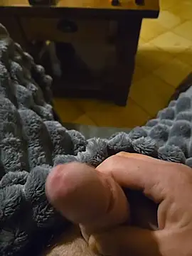 justeadeux online show from October 21, 2025, 2:22 am