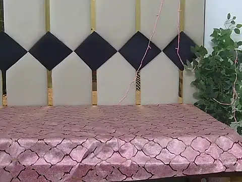 Its-ishikaa online show from October 29, 2025, 3:49 am