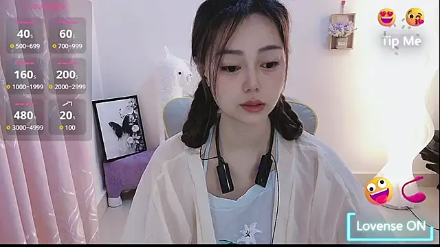 Abb-qiaoyi online show from October 25, 2025, 5:57 pm