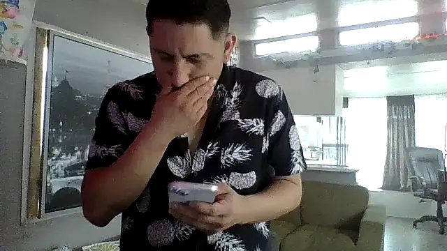 B3toBaby online show from November 16, 2025, 9:08 pm