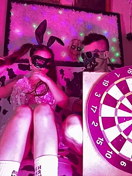 Snapshot of TWOLOVEsX chatting on April 7, 2026, 2:52 pm TWOLOVEsX online show from April 7, 2026, 2:52 pm