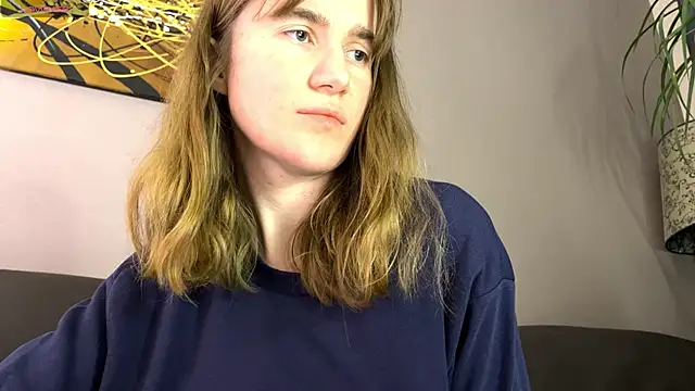 velina   online show from October 14, 2025, 8:31 pm