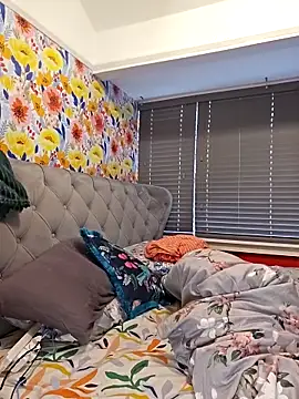 Filthymaddymilfy25 online show from February 12, 2026, 10:59 am