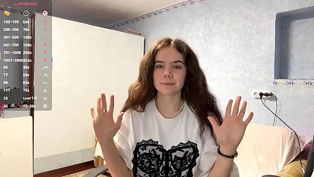 Lia rise online show from November 28, 2025, 3:12 pm