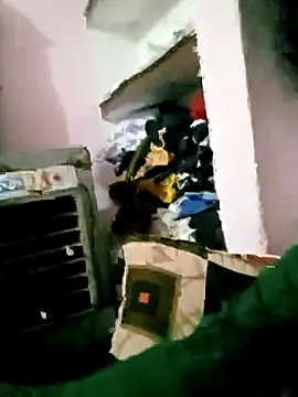 Hot tin74 online show from September 15, 2025, 6:52 pm