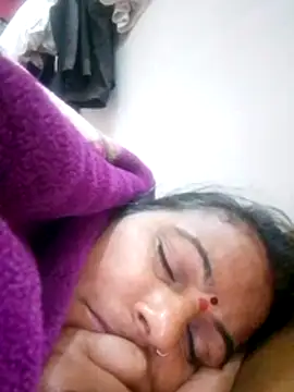 Suhani hot12 online show from February 7, 2026, 1:02 am