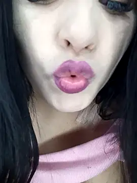 Snapshot of cazumyy chatting on October 31, 2025, 2:08 am cazumyy online show from October 31, 2025, 2:08 am