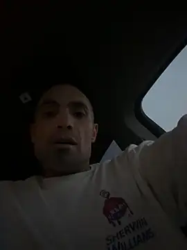 Snapshot of Fine10ne chatting on November 23, 2025, 12:42 am Fine10ne online show from November 23, 2025, 12:42 am