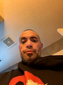 Snapshot of Fine10ne chatting on November 30, 2025, 9:37 pm Fine10ne online show from November 30, 2025, 9:37 pm