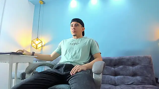 Eross Santy online show from September 19, 2025, 12:53 pm