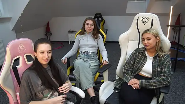  Lili 054 online show from September 23, 2025, 10:22 am