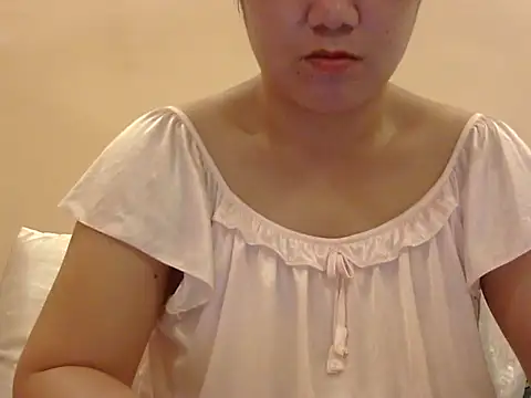 Lovelyclaya online show from March 7, 2026, 12:32 pm