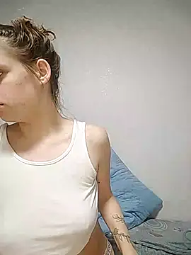 rinabluu online show from September 23, 2025, 9:22 pm